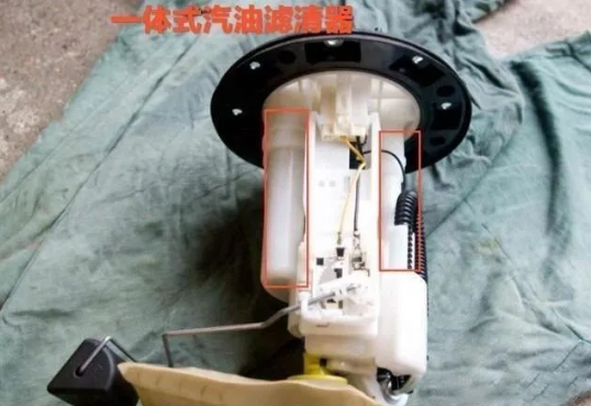 嘉必馳